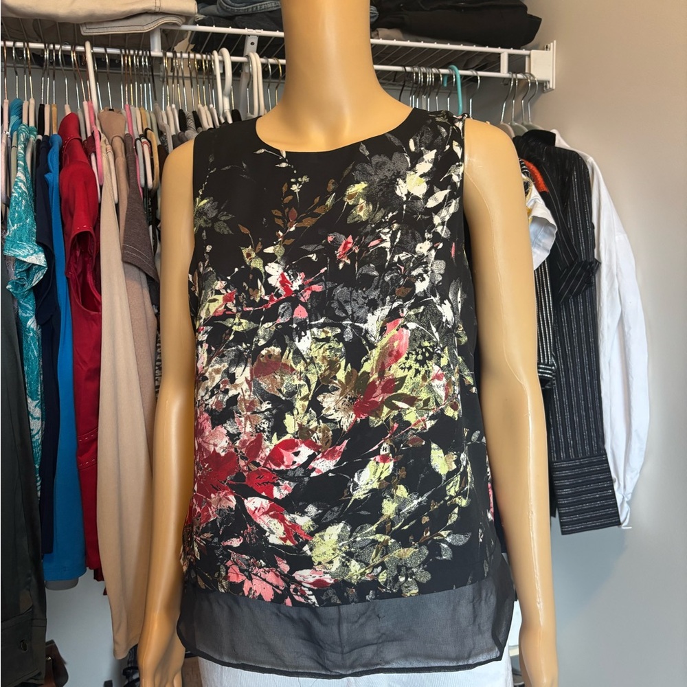 Rose & Olive Black Sleeveless Floral Print Top
